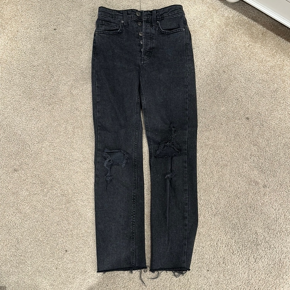 Ripped Black jeans size 00